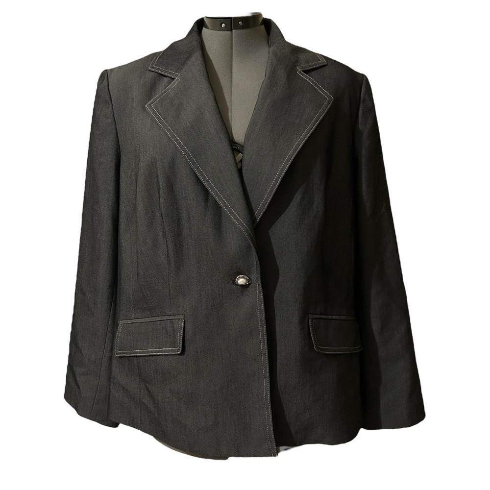 Suit Studio Women Gray Suit Jacket With Pearl Button Fully Lined Size 16W